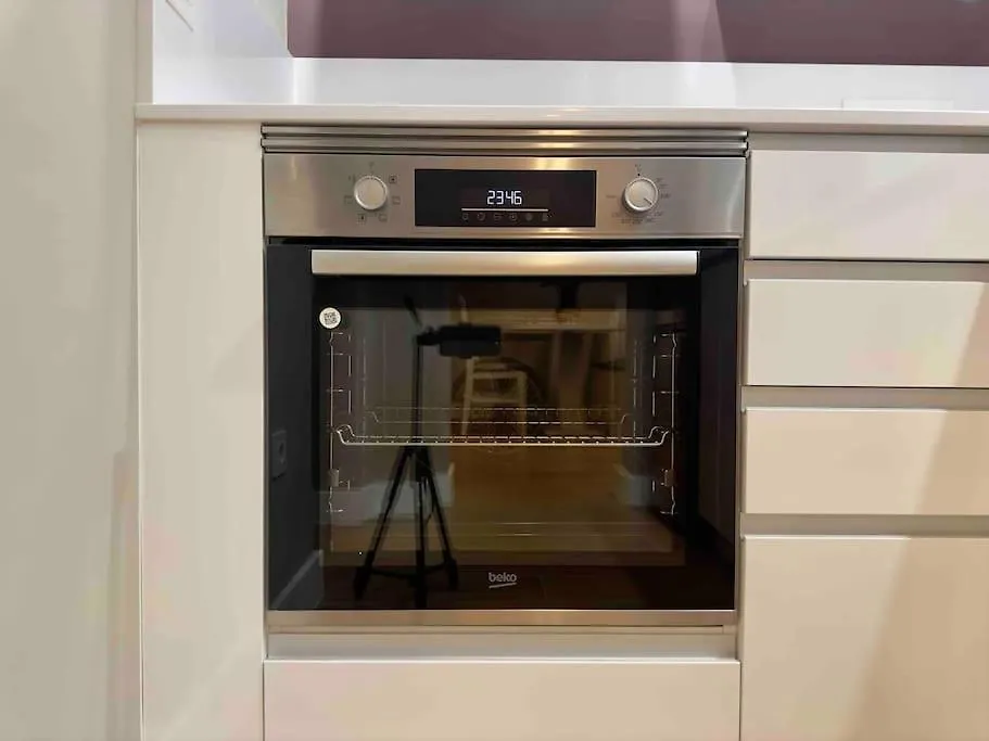 Apartamento Anaya, 3º Piso, A Estrenar En Pleno Centro De Granada