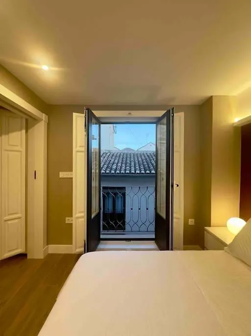 Lägenhet Apartamento Anaya, 3º Piso, A Estrenar En Pleno Centro De Granada