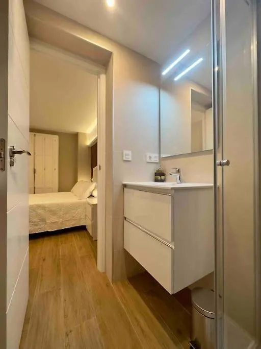 Apartamento Anaya, 3º Piso, A Estrenar En Pleno Centro De Granada 0*,  Spain