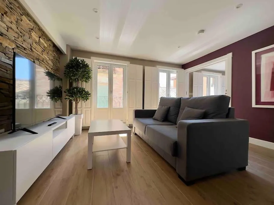 Apartamento Anaya, 3º Piso, A Estrenar En Pleno Centro De Granada
